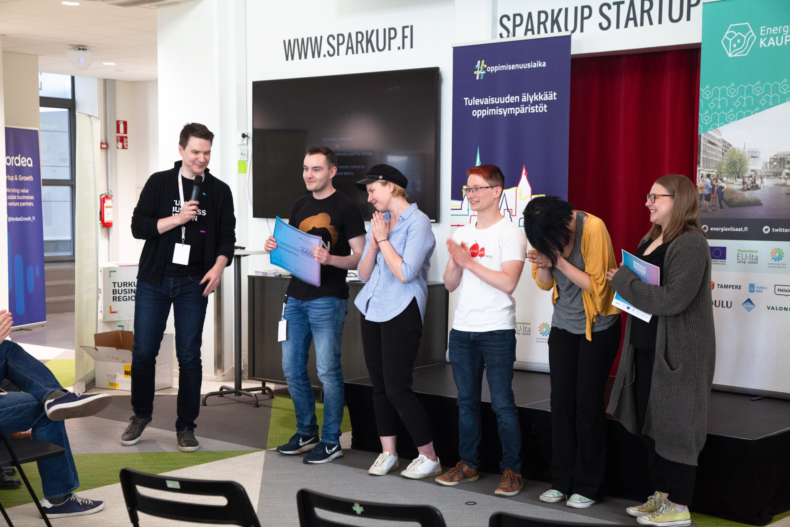 energia_hackathon_voittaja2019-5692232